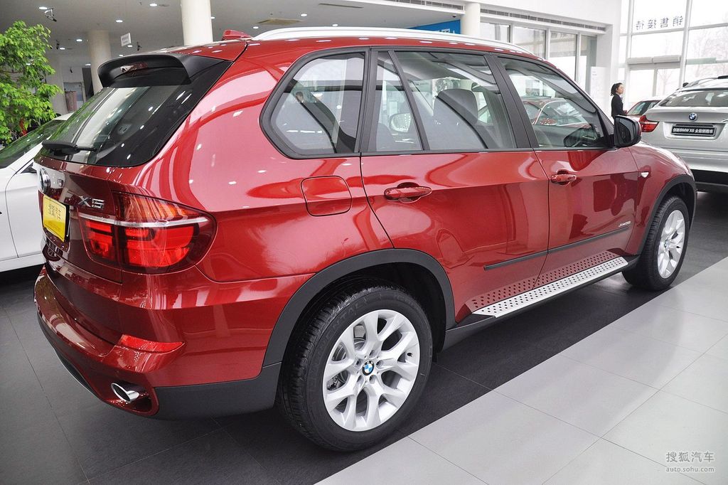 【 宝马x5高清图片】_2013款 xdrive35i 豪华型_朱砂红_外观_搜狐汽车