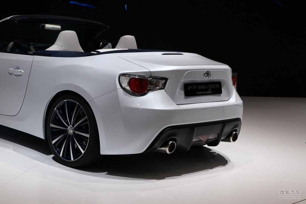 丰田ft86敞篷概念车日内瓦车展实拍