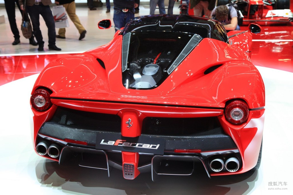 法拉利laferrari日内瓦车展实拍