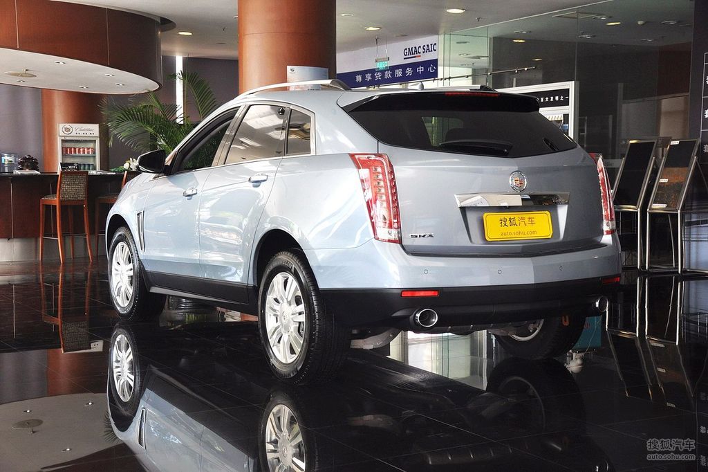 凯迪拉克srx