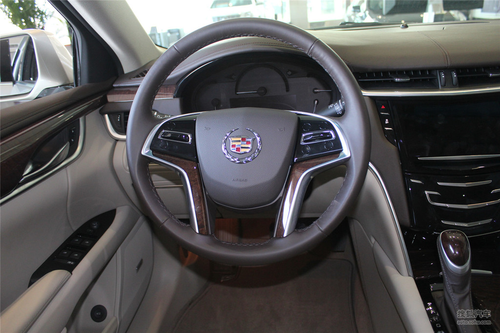 【 凯迪拉克xts高清图片】_香槟内饰_内饰_搜狐汽车网