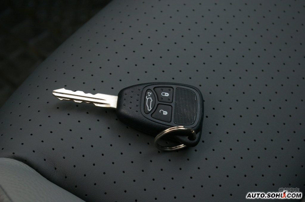 2008款道奇锋哲   汽车钥匙     提示:支持键盘翻页 &larr;左 右&rarr