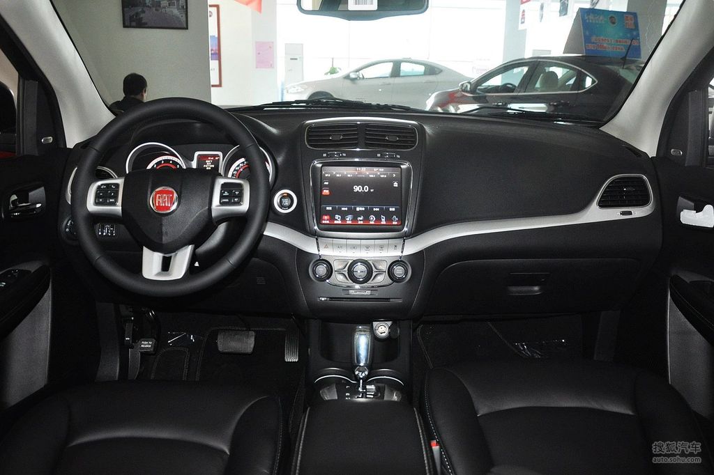 【 菲亚特菲跃高清图片】_2013款 3.