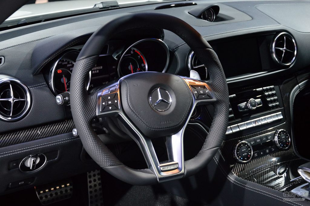 【 奔驰sl级amg高清图片】_内饰_搜狐汽车网