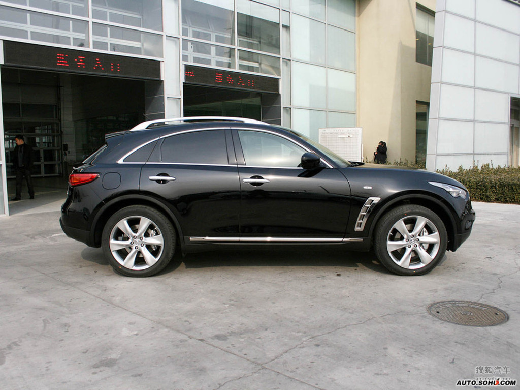 英菲尼迪qx70