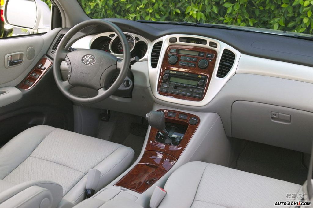 2005款丰田汉兰达