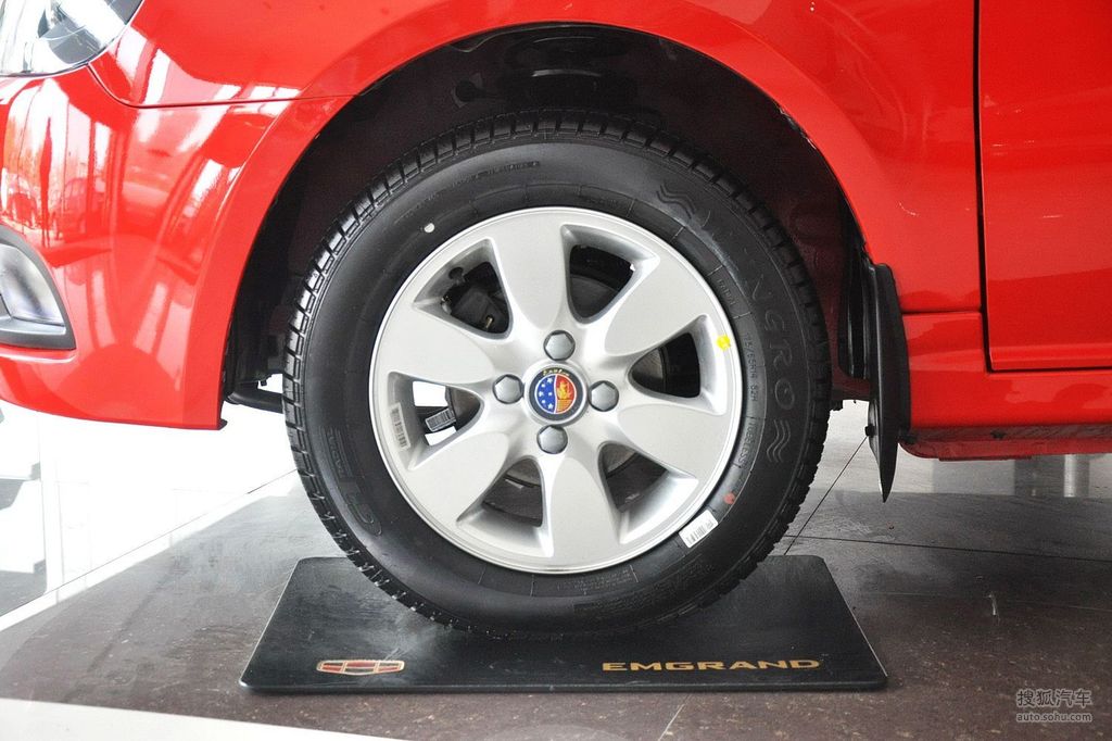 2012款吉利英伦sc313l手动舒适型到店实拍