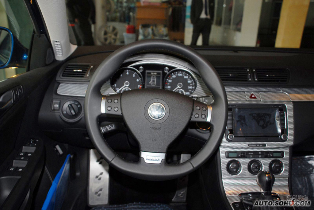 【 大众r36高清图片】_深色内饰_内饰_搜狐汽车网