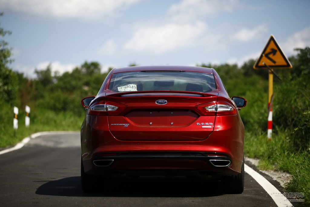 【 福特蒙迪欧高清图片】_炫舞红_外观_搜狐汽车网