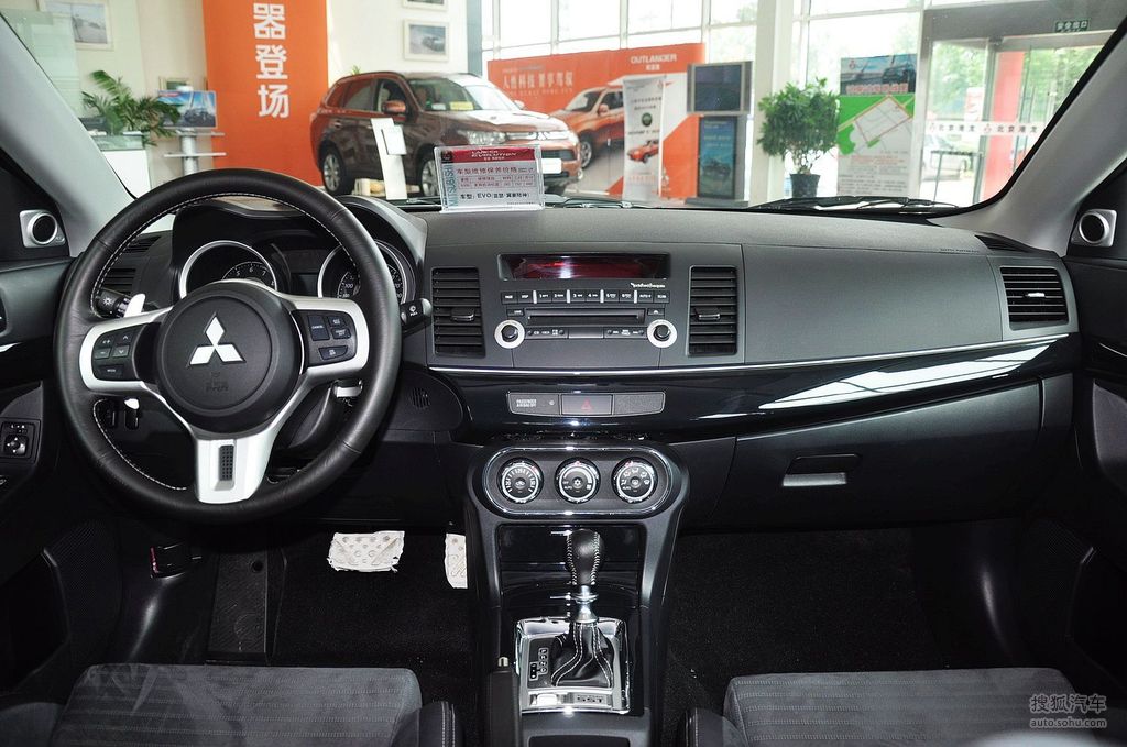 【 三菱蓝瑟 翼豪陆神高清图片】_内饰_搜狐汽车网