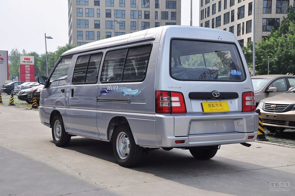 2014款东南得利卡20l新创业先锋实用型