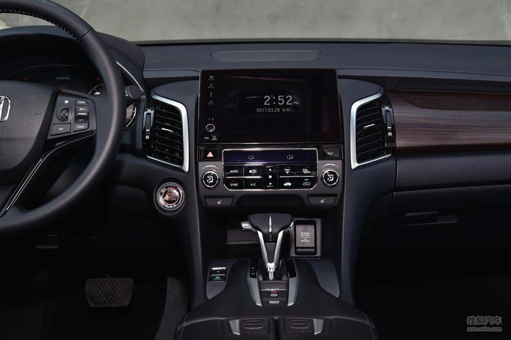 【 本田冠道高清图片】_黑色_内饰_搜狐汽车网