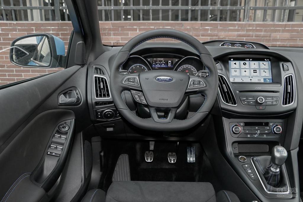 【 福特福克斯rs高清图片】_深色内饰_内饰_搜狐汽车网