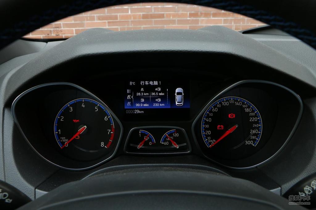 2016款福特福克斯rs23t赛道版仪表板