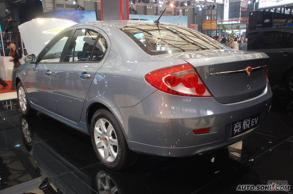 青年莲花竞悦ev09上海车展实拍     提示:支持键盘翻页 &larr;左 右&