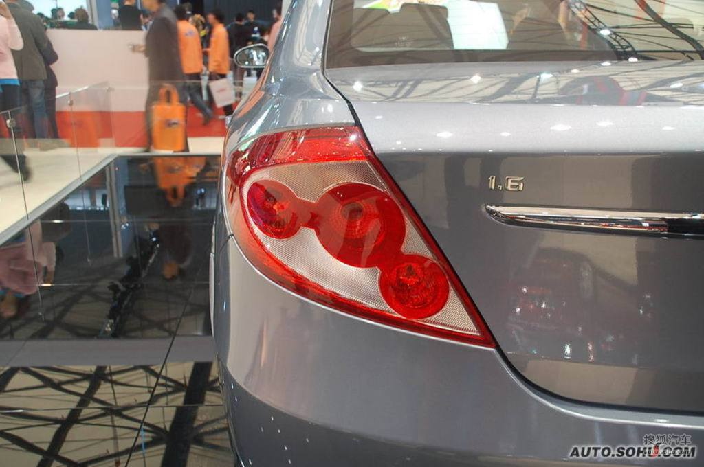 青年莲花竞悦ev09上海车展实拍     提示:支持键盘翻页 &larr;左 右&