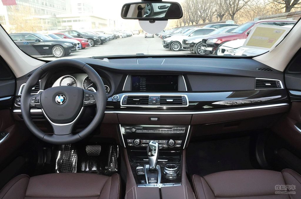 【 宝马5系gt高清图片】_黑色/黄棕色_内饰_搜狐汽车网