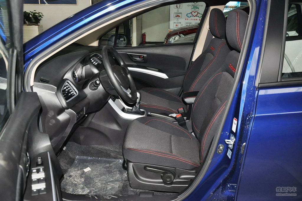 【 铃木锋驭高清图片】_黑色_内饰_搜狐汽车网