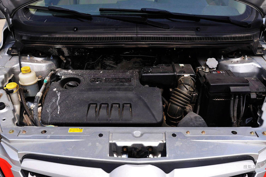 【 北京越野e系列两厢高清图片】_底盘发动机_搜狐汽车网