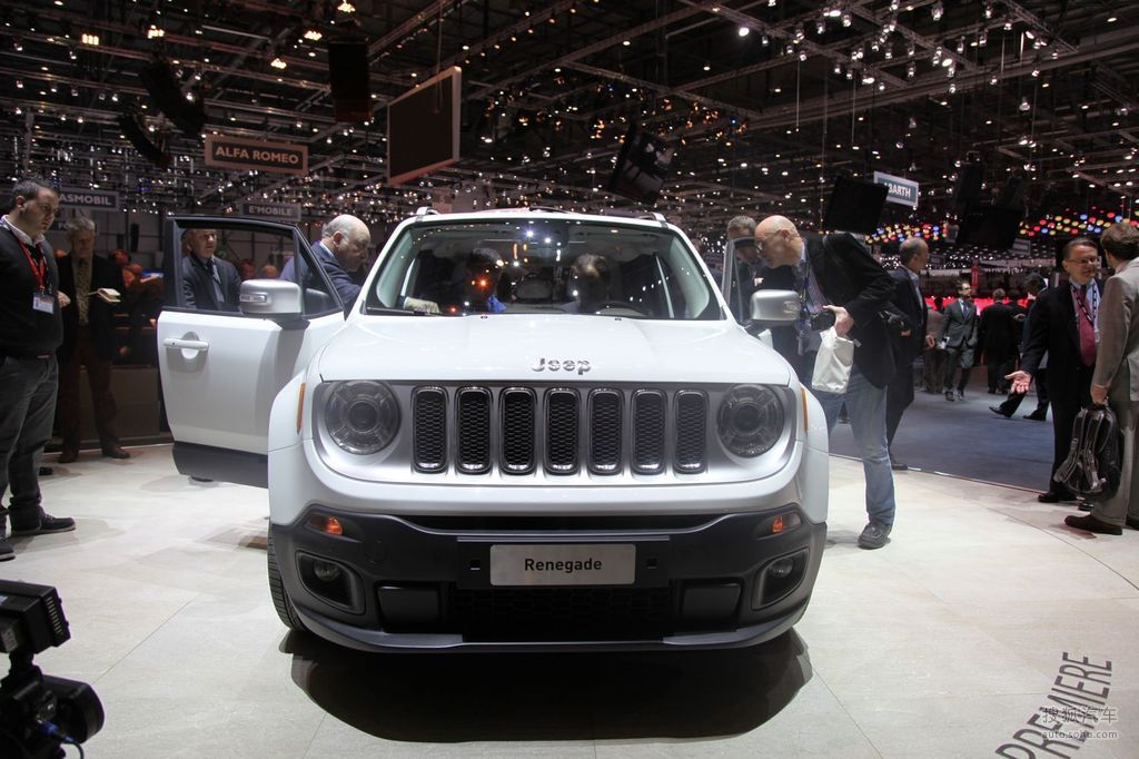 jeep自由侠日内瓦车展实拍     提示:支持键盘翻页 &larr;左 右&rarr