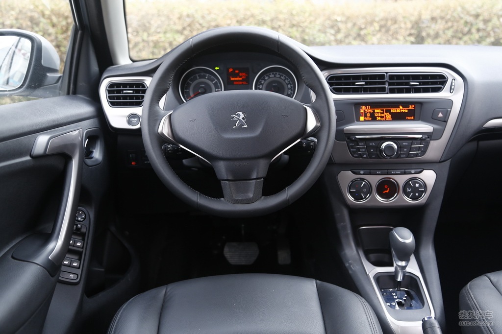 2014款东风标致30116自动尊贵试驾实拍