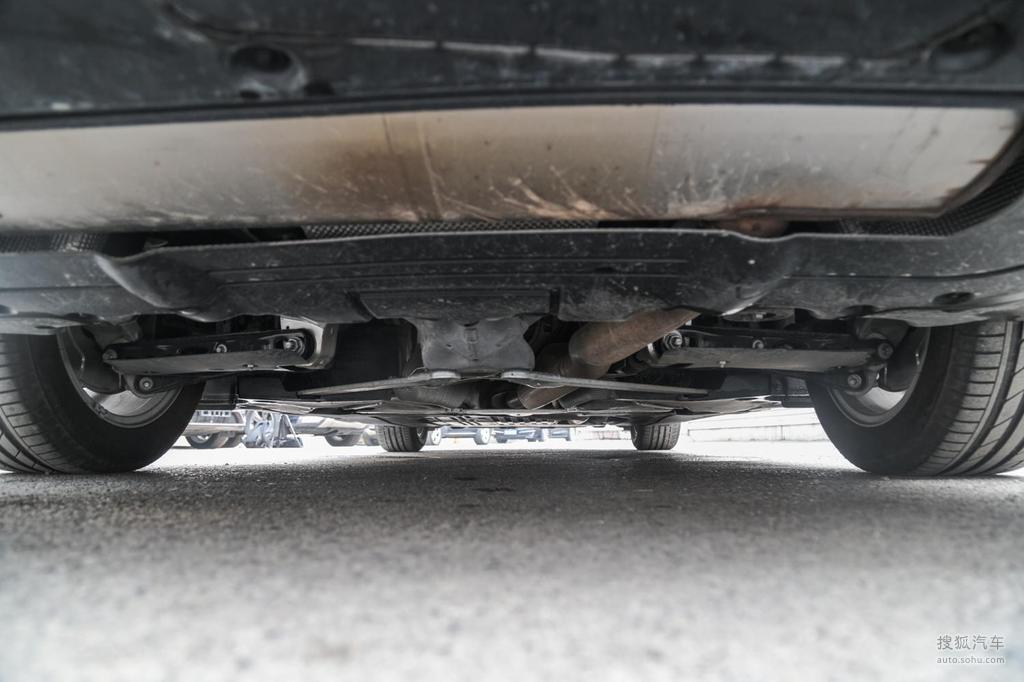 2017款宝马730li豪华型底盘全景提示支持键盘翻页左右