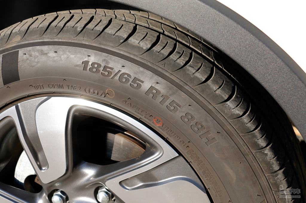 宝骏310w2017款15l6mt豪华型