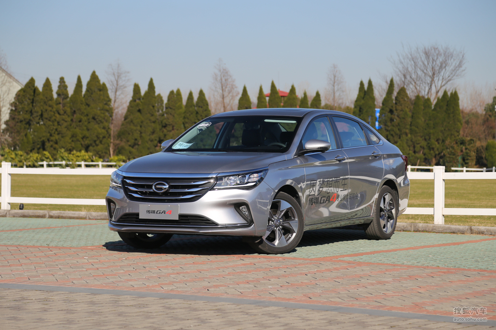 2018款广汽传祺ga4200t自动尊贵版车前45提示支持键盘翻页左右