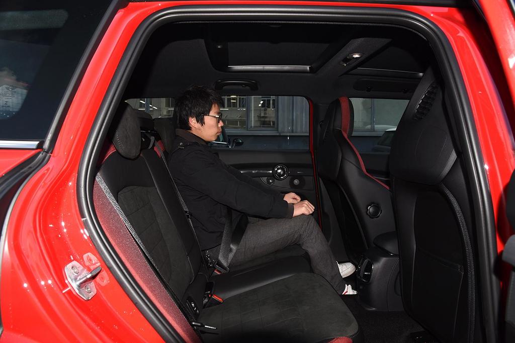 【 miniclubman jcw高清图片】_空间展示_搜狐汽车网