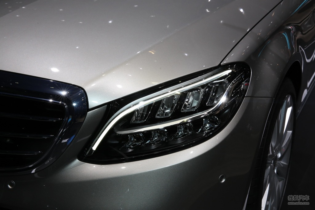 奔驰c200 日内瓦车展实拍