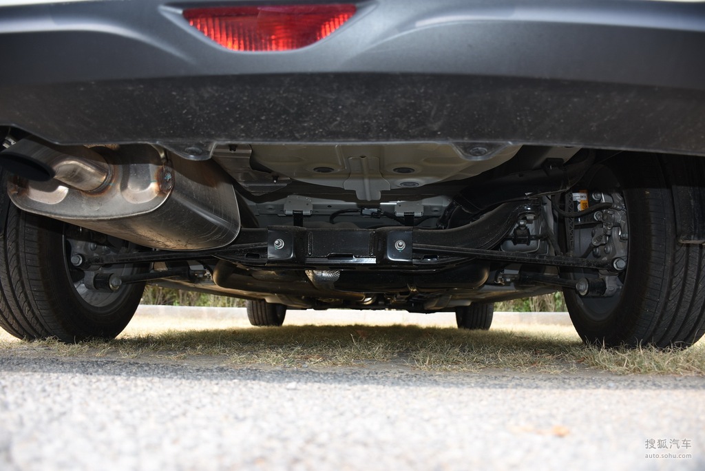【 别克英朗高清图片】_底盘发动机_搜狐汽车网