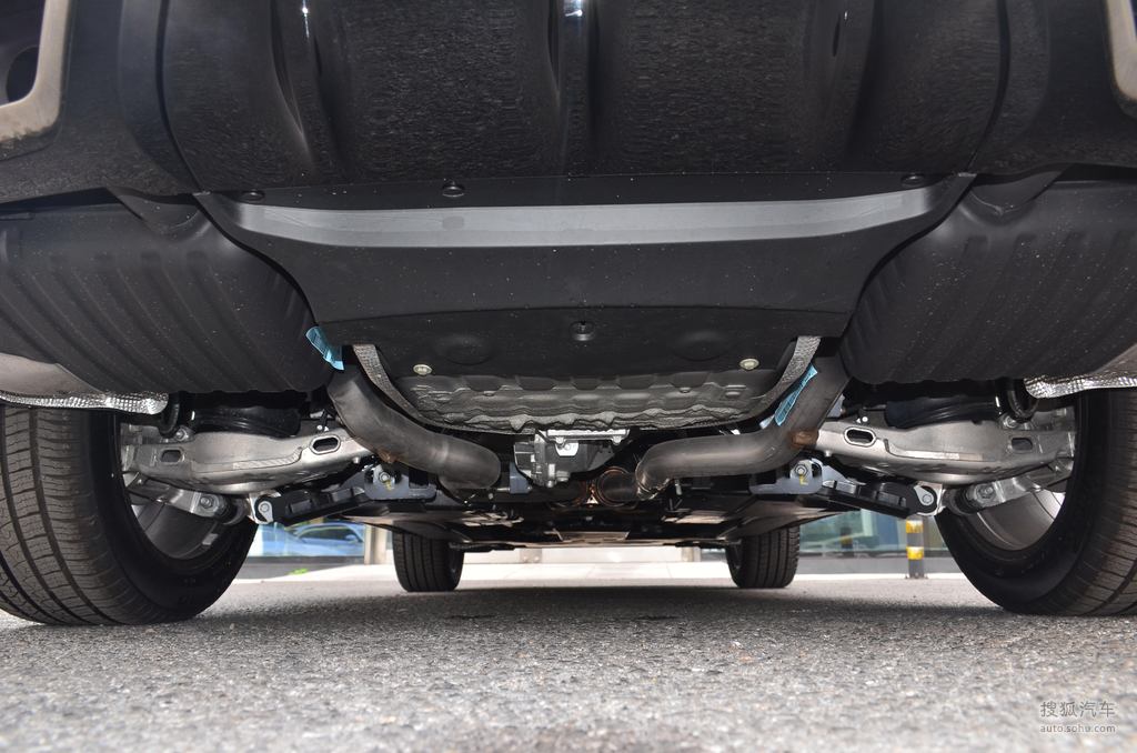 【 路虎揽胜星脉高清图片】_底盘发动机_搜狐汽车网