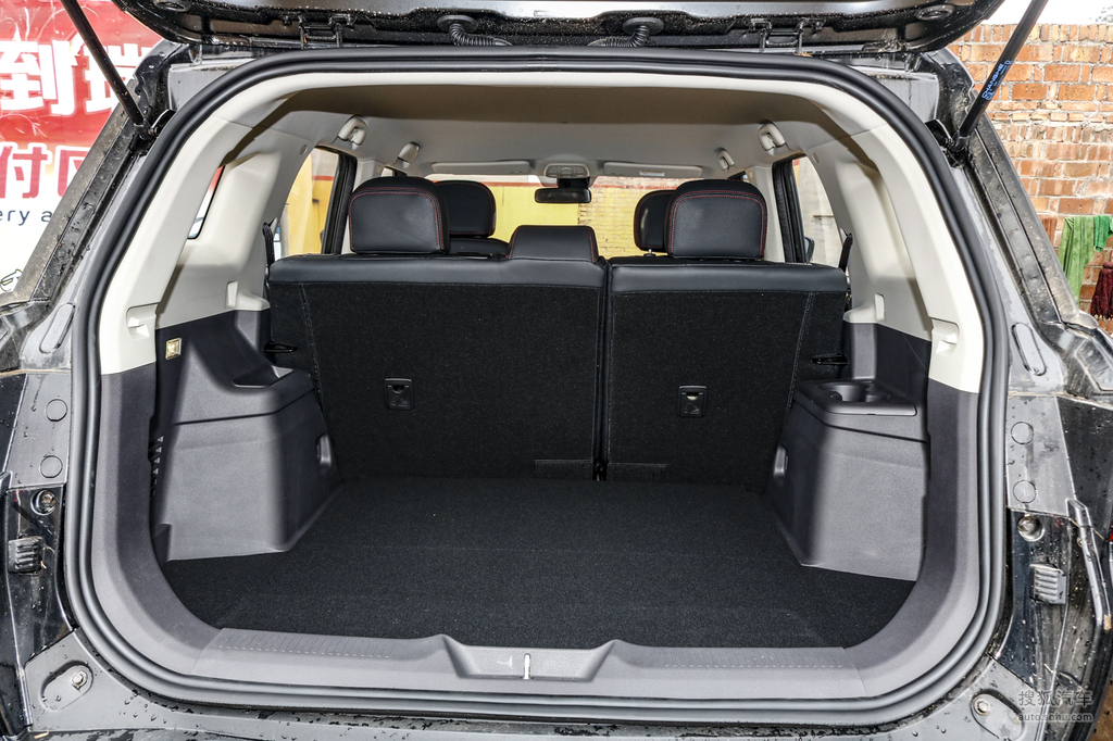 【 昌河q7高清图片】_空间展示_搜狐汽车网