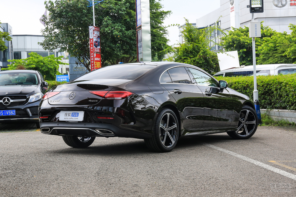 奔驰cls级