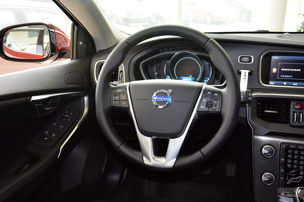 【 沃尔沃v40高清图片】_黑色_内饰_搜狐汽车网