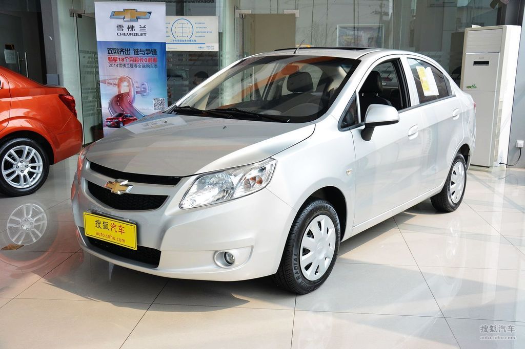 雪佛兰赛欧三厢