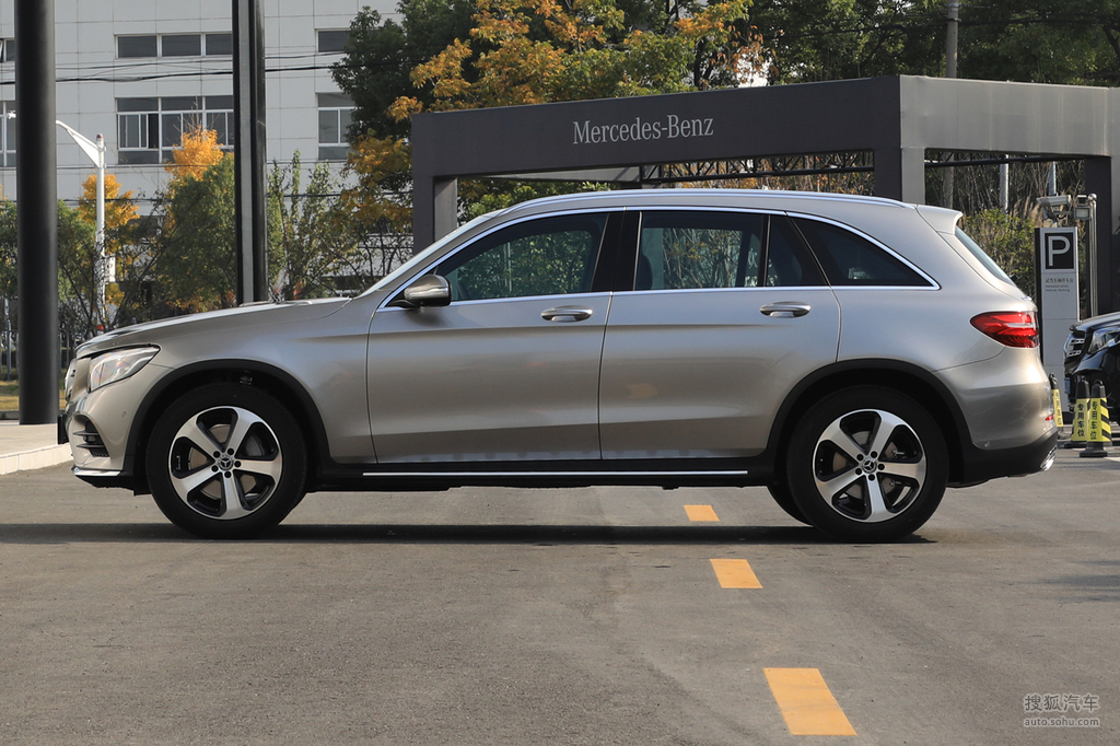 【 奔驰glc级高清图片】_2019款 glc 260 l 4matic 豪华型_皓沙银