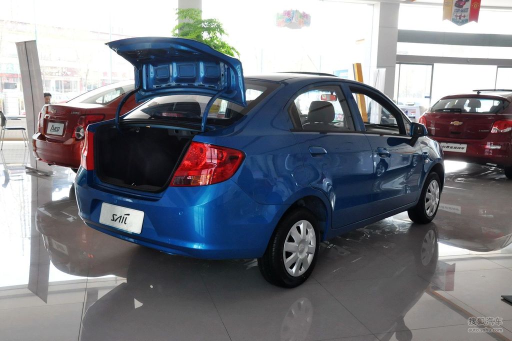 雪佛兰赛欧三厢