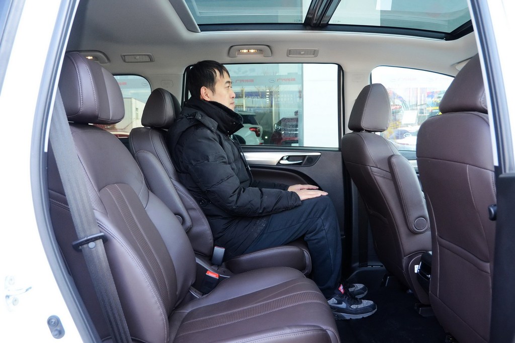 【 广汽传祺gm6高清图片】_空间展示_搜狐汽车网