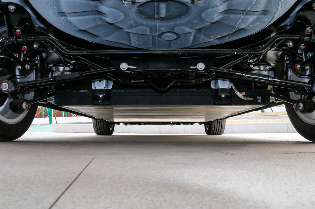 【 比亚迪e5高清图片】_底盘发动机_搜狐汽车网