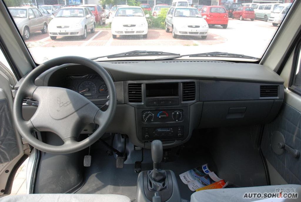 【 五菱之光高清图片】_内饰_搜狐汽车网