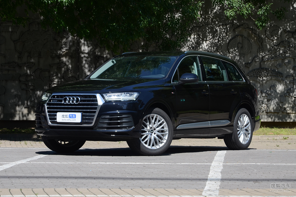 【 奥迪q7高清图片】_2019款 55 tfsi s line运动型_魔力黑_外观_搜狐