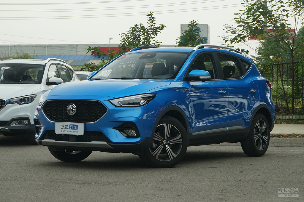 搜狐汽车>图库>mg>mg>zs>2020款名爵zs 180dvvt 自动plus l2  - 车前