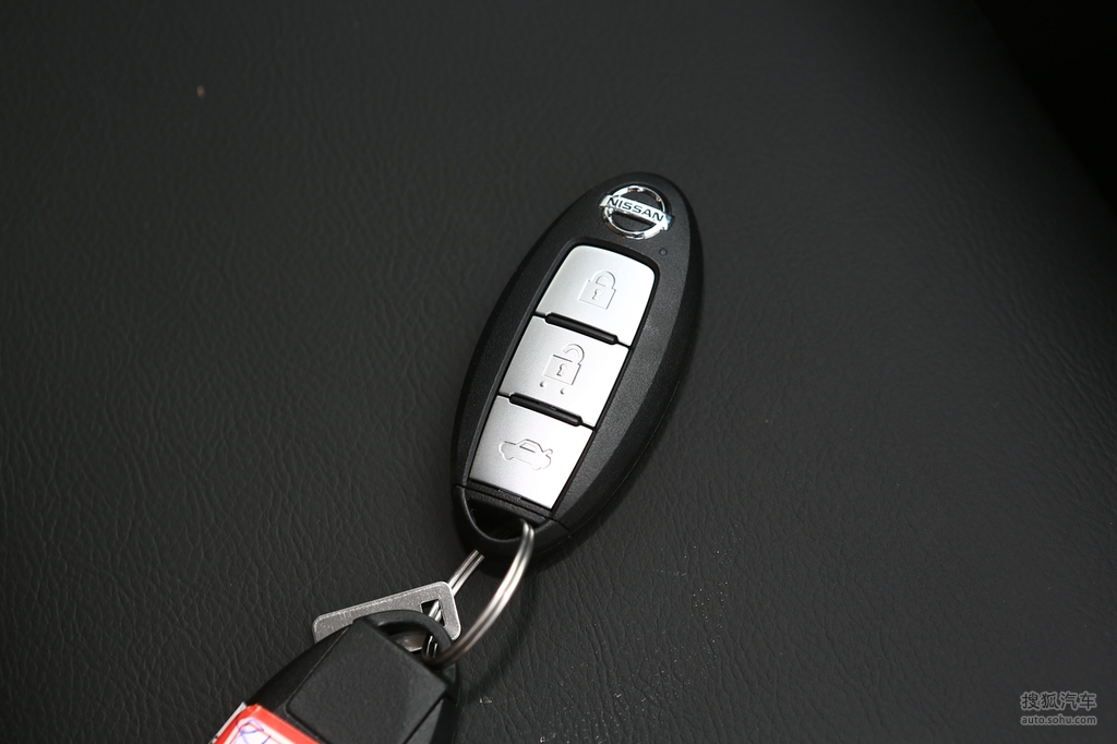 2020款日产轩逸16lxlcvt悦享版