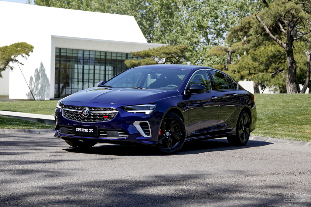 别克君威gs