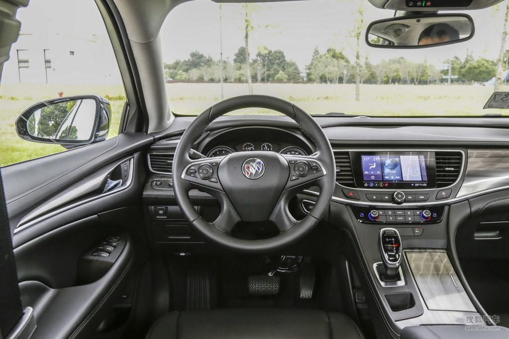 【 别克君越高清图片】_冷峻黑_内饰_搜狐汽车网