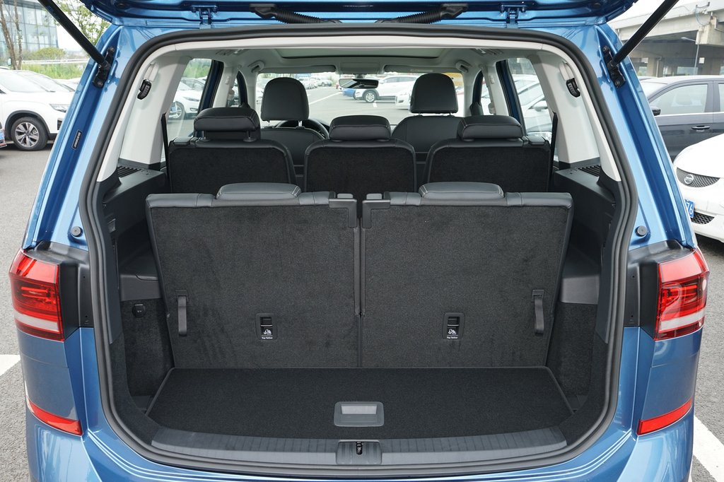 【 大众途安高清图片】_空间展示_搜狐汽车网