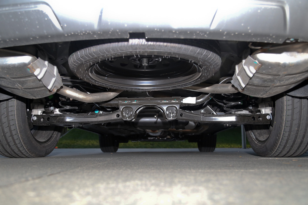 【 奇瑞瑞虎8 plus高清图片】_底盘发动机_搜狐汽车网