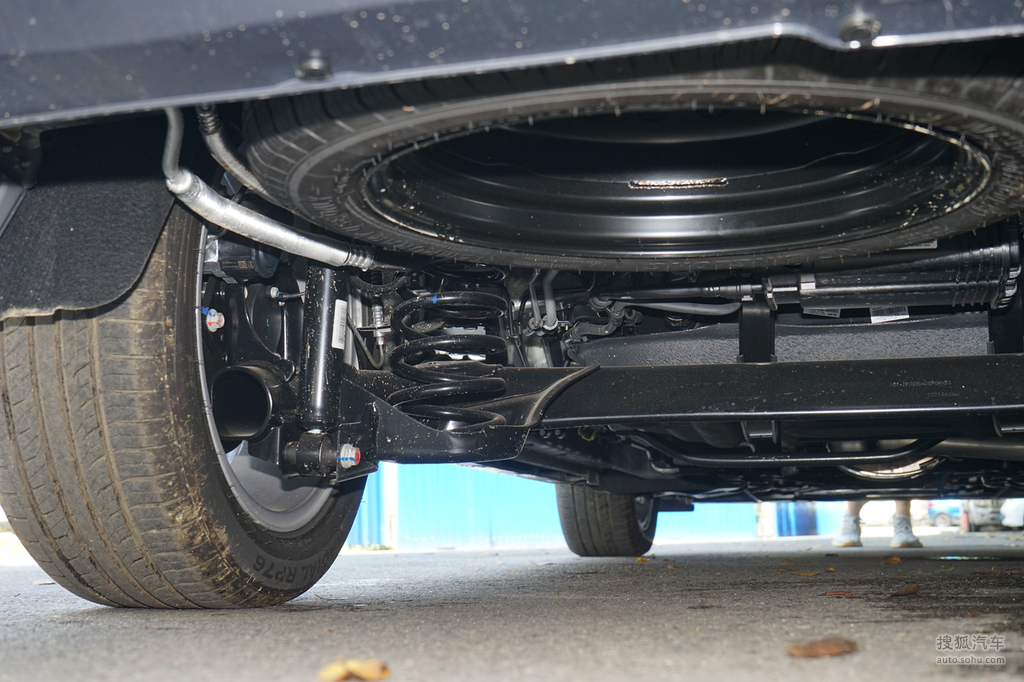 【 比亚迪宋max高清图片】_底盘发动机_搜狐汽车网