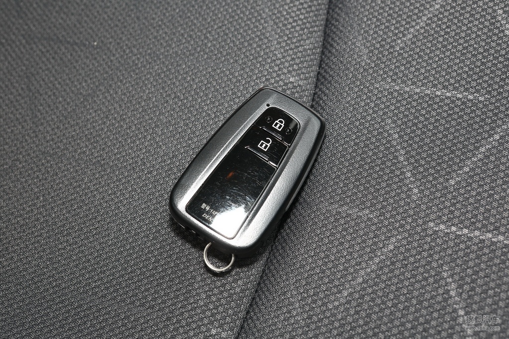 丰田rav4荣放双擎